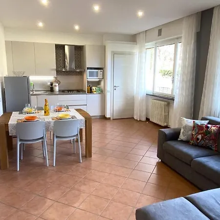 Ferienwohnung Piccolo Nido Stresa Exterior foto