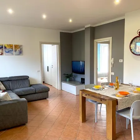 Ferienwohnung Piccolo Nido Stresa Exterior foto